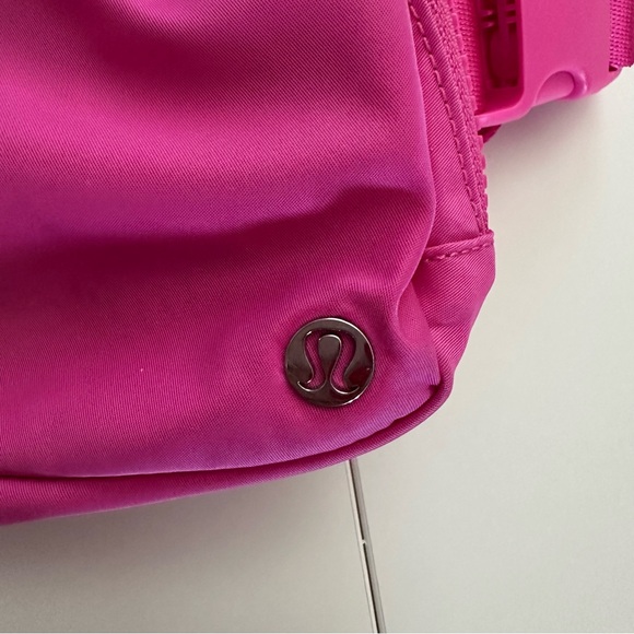 Lululemon Sonic Pink Belt Bag - Picture 3 of 6